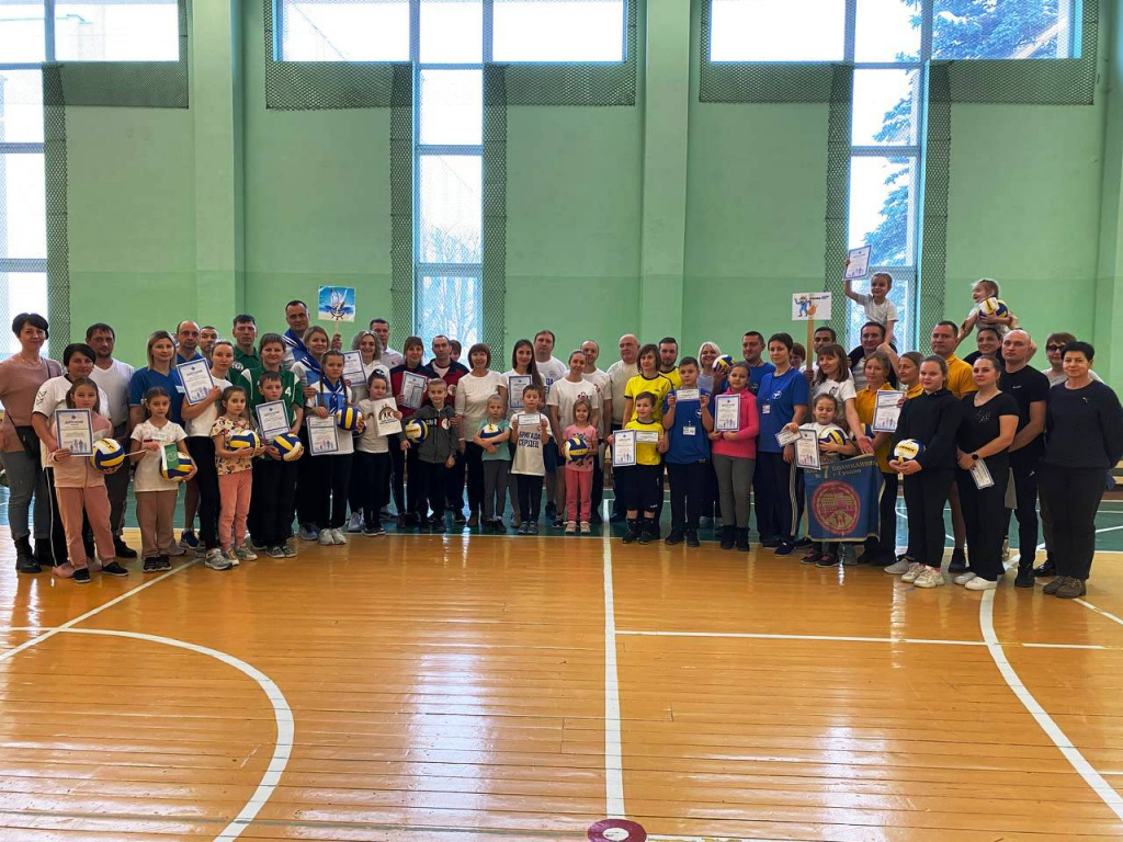 мама папа я (2).jpg